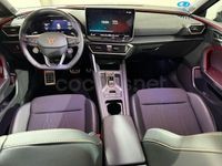 Usado Cupra Leon 204 CV (150 kW) 2025 Violeta / lila Berlina