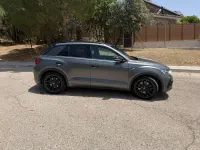 Usado VW T-Roc R 300 CV (220 kW) 2025 Gris SUV