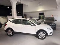 Usado Seat Arona Style 110 CV (80 kW) 2020 Blanco SUV