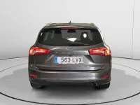 Usado Ford Focus Trend+ 120 CV (88 kW) 2022 Gris Berlina