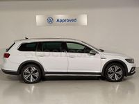 Usado VW Passat Alltrack 200 CV (147 kW) 2021 Blanco Familiar