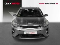 Usado Kia Stonic 100 CV (73 kW) 2025 Gris / plata SUV