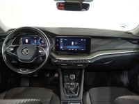 Usado Skoda Octavia Ambition 116 CV (85 kW) 2021 Blanco Utilitario