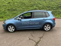 Usado VW Golf Sportsvan Advance 125 CV (91 kW) 2015 Azul Monovolumen