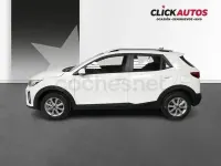 Usado Kia Stonic 79 CV (58 kW) 2025 Blanco SUV