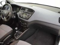 Usado Hyundai i20 85 CV (62 kW) 2018 Blanco