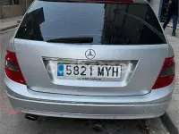 Usado Mercedes 200 75 CV (55 kW) 1993 Gris / plata Familiar