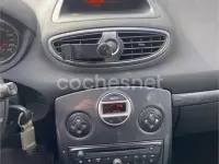 Usado Renault Clio Exception 105 CV (77 kW) 2010 Gris / plata Familiar