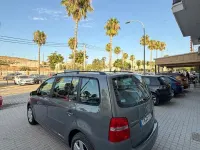 Usado VW Touran Edition 105 CV (77 kW) 2007 Gris / plata Monovolumen