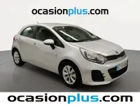 Usado Kia Rio 84 CV (61 kW) 2017 Gris plata Utilitario