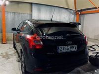 Käytetty Ford Focus Trend 125 HP (91 kW) 2012 Musta Sedan