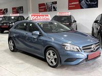 Usado Mercedes A180 Style 109 CV (80 kW) 2014 Azul Berlina
