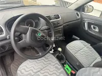 Usado Skoda Fabia 60 CV (44 kW) 2009 Negro Familiar