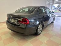 Usado BMW 318 115 CV (84 kW) 2006 Gris / plata Berlina