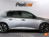 Usado Peugeot 208 Allure 100 CV (73 kW) 2025 Gris Utilitario