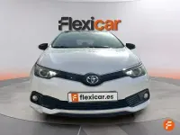 Usado Toyota Auris Hybrid Active 136 CV (100 kW) 2018 Blanco Berlina