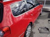 Usado VW Passat Advance 140 CV (102 kW) 2008 Rojo Familiar