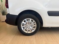 Usado Peugeot Partner Premium 100 CV (73 kW) 2018 Blanco Monovolumen