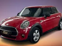 Usado Mini Cooper 136 CV (100 kW) 2017 Rojo Utilitario