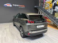 Usado Peugeot 3008 Active 130 CV (95 kW) 2019 Gris / plata SUV