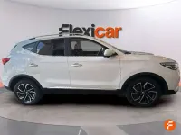 Usado MG ZS Comfort 106 CV (77 kW) 2023 Blanco SUV