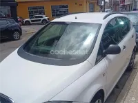 Usado Seat Altea XL Stylance 105 CV (77 kW) 2007 Blanco Monovolumen