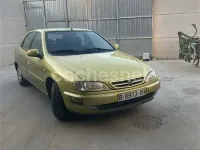 Usado Citroën Xsara Seduction 90 CV (66 kW) 1999 Amarillo Berlina