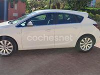 Usado Opel Astra Cosmo 140 CV (102 kW) 2012 Etiqueta c (verde) Berlina