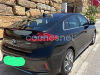 Usado Hyundai Ioniq 141 CV (103 kW) 2017 Negro Utilitario