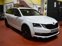 Usado Skoda Octavia Style 150 CV (110 kW) 2020 Blanco Familiar