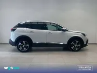 Usado Peugeot 3008 Allure 131 CV (96 kW) 2019 Blanco SUV