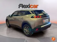 Usado Peugeot 2008 Active 101 CV (74 kW) 2022 Gris SUV