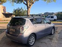 Usado Toyota Verso Advance 126 CV (92 kW) 2011 Gris / plata Monovolumen