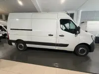 Usado Renault Master 150 CV (110 kW) 2024 Blanco Monovolumen