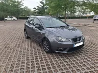 Usado Seat Ibiza I-Tech 70 CV (51 kW) 2015 Gris / plata Berlina