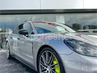 Usado Porsche Panamera 4 Sport Turismo 462 CV (339 kW) 2018 Gris / plata Familiar