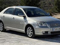 Usado Toyota Avensis Executive 116 CV (85 kW) 2003 Gris / plata Berlina