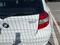 Używany BMW 118 122 KM (89 kW) 2006 Biały Hatchback