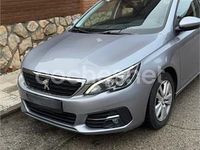 Usado Peugeot 308 Access 110 CV (80 kW) 2018 Gris / plata Berlina