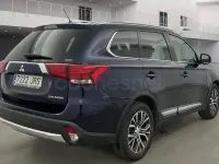 Usado Mitsubishi Outlander Motion 150 CV (110 kW) 2016 Azul SUV