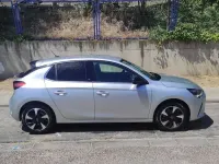 Usado Opel Corsa-e Elegance 100 kW (136 CV) 2023 Gris Utilitario