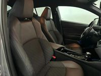 Usado Toyota C-HR Advance 122 HP (89 kW) 2017 Cinzento SUV