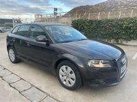 Usado Audi A3 Attraction 125 CV (91 kW) 2009 Gris / plata Berlina