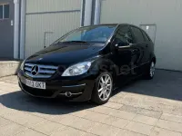 Usado Mercedes B200 140 CV (102 kW) 2009 Negro Monovolumen