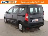 Usado Dacia Dokker Ambiance 90 CV (66 kW) 2018 Gris Monovolumen