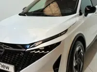 Usado Nissan Qashqai N-Connecta 158 CV (116 kW) 2025 Kori white techo black SUV