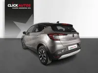 Usado Renault Captur Techno 90 CV (66 kW) 2024 Gris / plata SUV