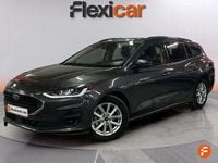 Usado Ford Focus Active 120 CV (88 kW) 2022 Gris Familiar