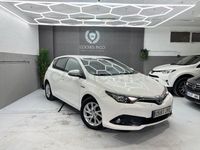 Usado Toyota Auris Hybrid Active 136 CV (100 kW) 2017 Blanco Berlina