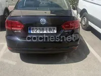 Usado VW Jetta Sportline 150 CV (110 kW) 2013 Negro Berlina
